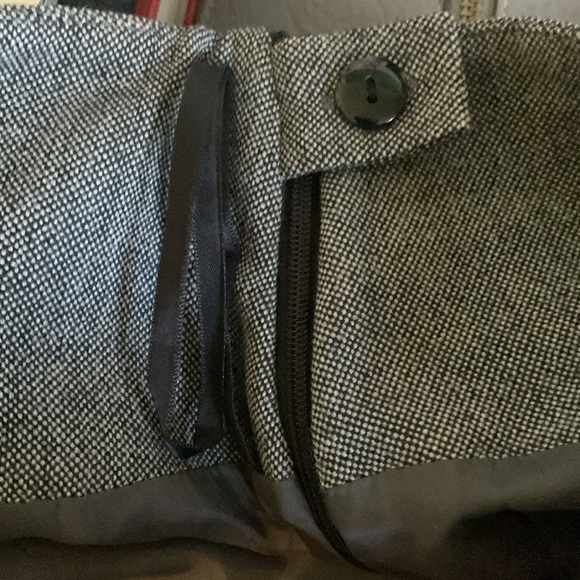 3/$20 Mexx Size 16 Wool Skirt - Picture 7 of 8